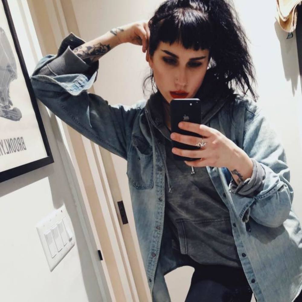 Meet your Posher, Adrianna